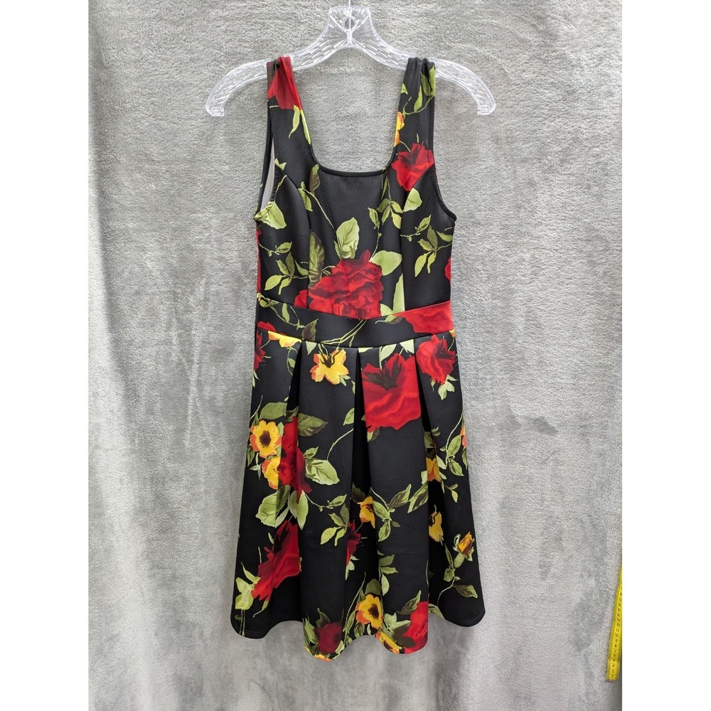 Pinup Fit Flare Dress Women Medium‎ Red Rose Floral Pleated Retro Rockabilly